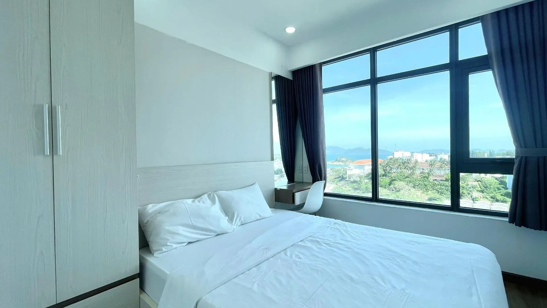 Seahome Beachfront Apartment - Muong Thanh Vien Trieu Nha Trang 0*,