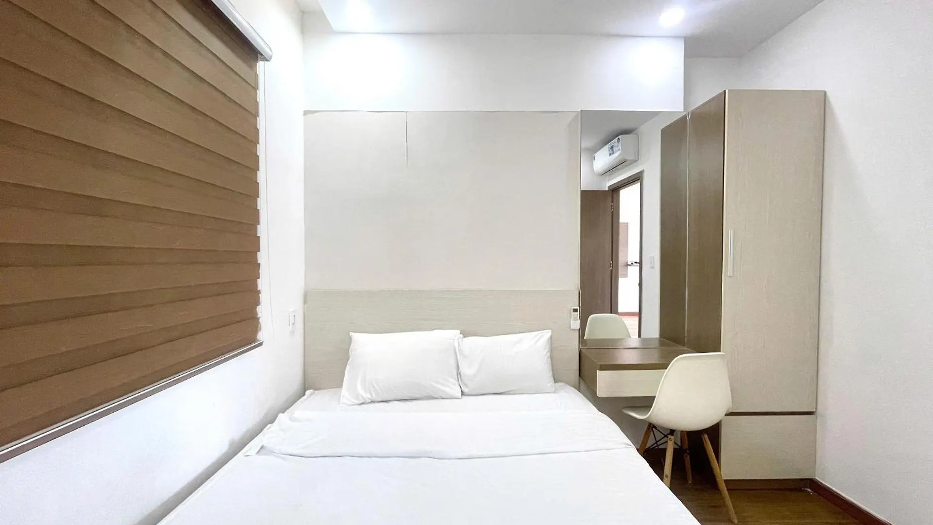 Seahome Beachfront Apartment - Muong Thanh Vien Trieu contacts